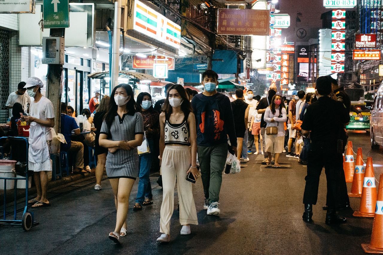 nightlife-7184850_1280
