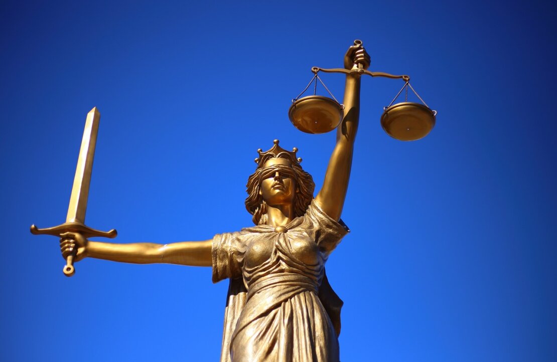 justice-2060093_1280